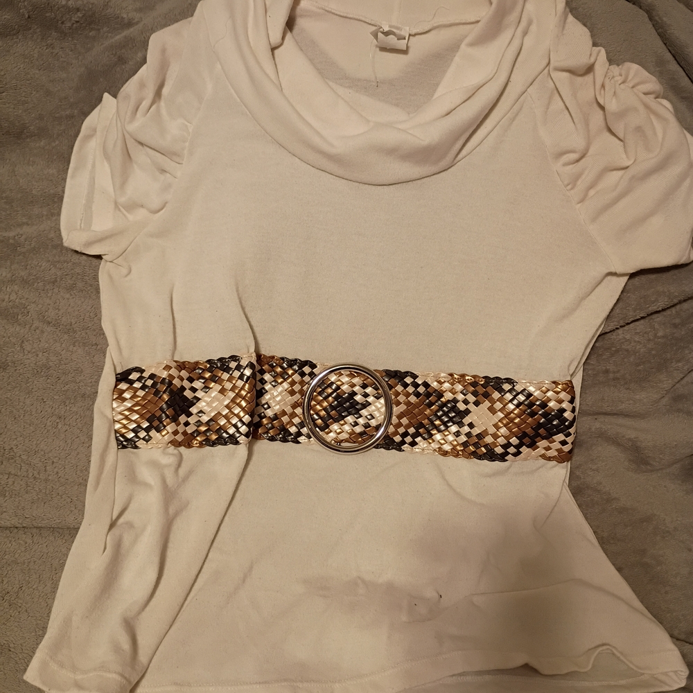 Discreet Cream Fitted Embellished Blouse Short Sleeve